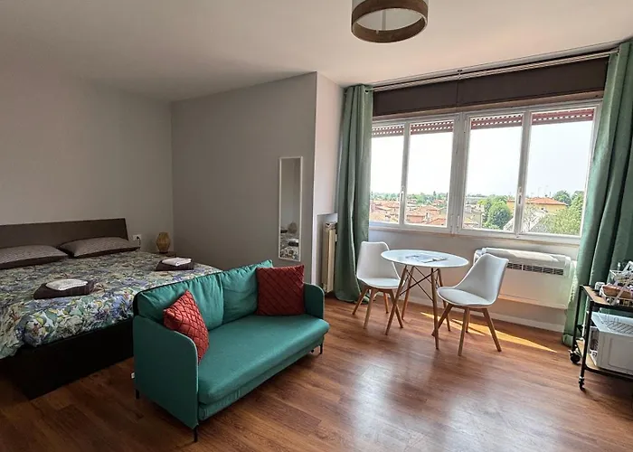 Easy Venice Apartment