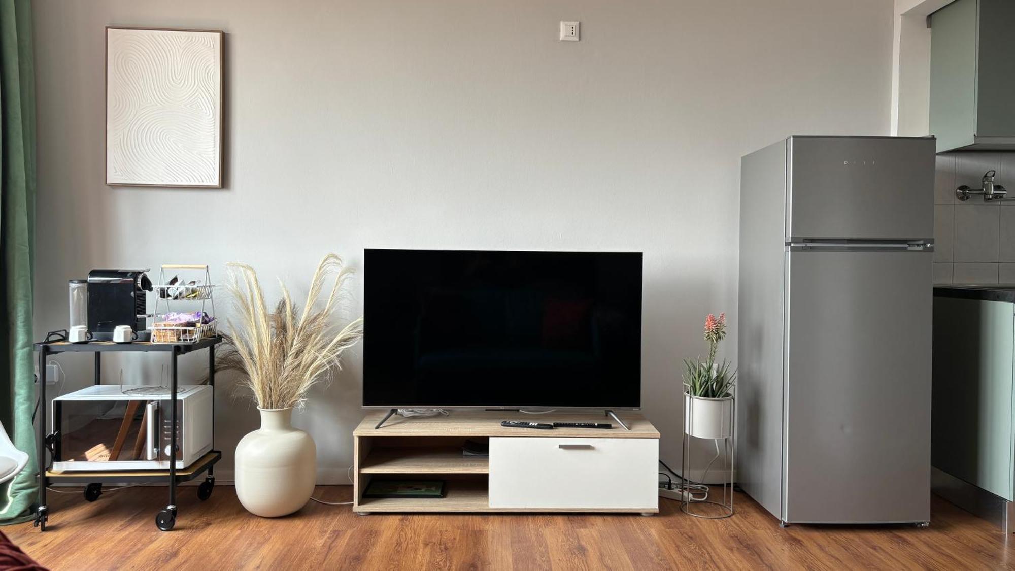 Apartment Easy